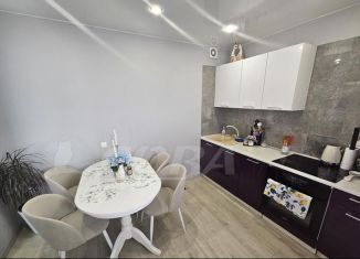 Продается 2-ком. квартира, 58.6 м2, Тюмень, улица Александра Митинского, 7