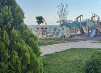 Продажа трехкомнатной квартиры, 76.7 м2, Ростов-на-Дону, Уланская улица, 17с1, ЖК Суворовский