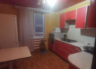 Сдается двухкомнатная квартира, 50 м2, Татарстан, улица Сулеймановой, 7