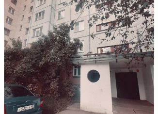 Продам 3-комнатную квартиру, 64 м2, Псков, Западная улица, 22