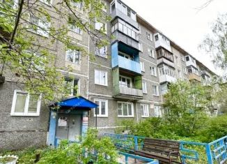 Продается 1-комнатная квартира, 33 м2, Бор, улица Махалова, 34