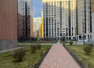 Продаю 3-комнатную квартиру, 83 м2, Воронеж, улица Пескова, 6