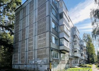 Продажа трехкомнатной квартиры, 61.3 м2, Сыктывкар, Октябрьский проспект, 130