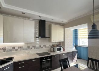 Продам 1-комнатную квартиру, 43.4 м2, Брянск, улица Горбатова, 10