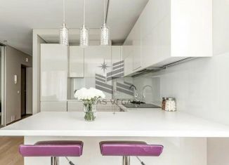 Сдам 2-комнатную квартиру, 54 м2, Татарстан, Петербургская улица, 65А