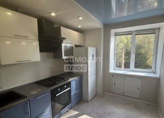 2-ком. квартира на продажу, 48 м2, Киров, Сормовская улица, 40