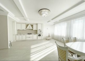 Продаю трехкомнатную квартиру, 175 м2, Ставрополь, улица Лермонтова, 240