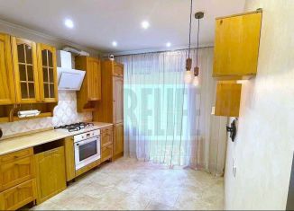 Продам двухкомнатную квартиру, 55 м2, Калининград, улица Генерала Толстикова, 41