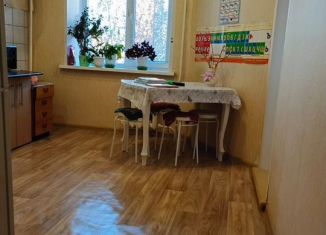 Продаю 5-ком. квартиру, 49.6 м2, Республика Башкортостан, Советская улица, 15