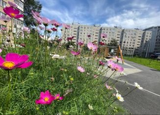 Продажа двухкомнатной квартиры, 50.4 м2, Тюмень, улица Свердлова, 22