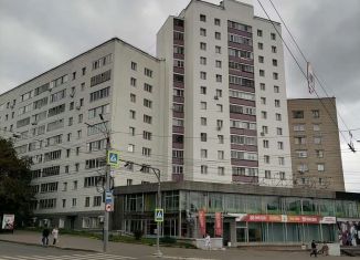 Продажа 2-ком. квартиры, 51.4 м2, Киров, Октябрьский проспект, 124