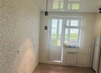 Продаю многокомнатную квартиру, 39 м2, Чебоксары, улица Композитора Васильева, 9к1