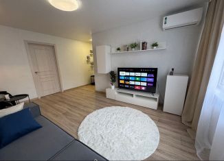 Продам 3-комнатную квартиру, 57.3 м2, Ижевск, улица 10 лет Октября, 19, Октябрьский район