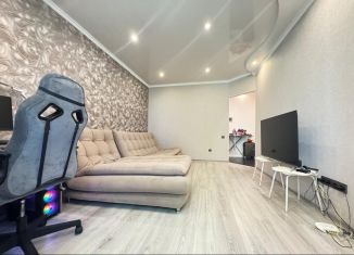 Продаю однокомнатную квартиру, 39 м2, Краснодар, микрорайон Завод Радиоизмерительных Приборов, Интернациональный бульвар, 110/1