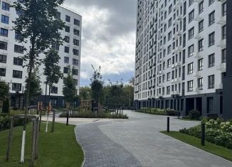 Продам 2-ком. квартиру, 60 м2, Пенза, улица Измайлова, 38к1