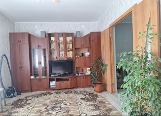 Продам 2-комнатную квартиру, 59.2 м2, деревня Куюки, улица Ясная Поляна, 11, ЖК Микрорайон Яшьлек