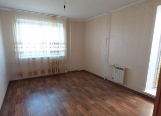 Сдаю 2-ком. квартиру, 50 м2, Тюмень, Обдорская улица, 5