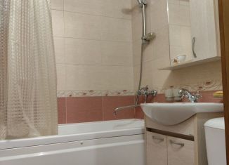 Продам 2-комнатную квартиру, 45.4 м2, Чебоксары, улица Энтузиастов, 5к2, Московский район