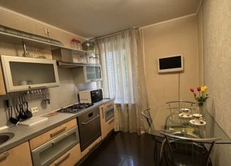 Продаю 2-комнатную квартиру, 54.6 м2, Санкт-Петербург, улица Евдокима Огнева, 6к2, метро Елизаровская