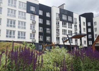 Продается 1-комнатная квартира, 33 м2, Республика Башкортостан, улица Ивана Спатара, 20