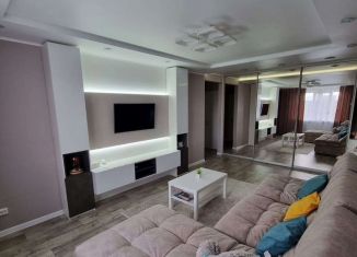 Продам трехкомнатную квартиру, 62 м2, Старый Оскол, микрорайон Восточный, 14