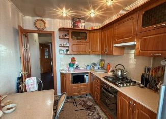 Продаю трехкомнатную квартиру, 60 м2, Ишимбай, Стахановская улица, 6