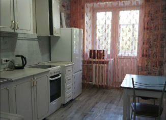 Сдам в аренду однокомнатную квартиру, 36 м2, Тобольск, 6-й микрорайон, 4