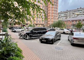 Продается 2-ком. квартира, 65 м2, Дагестан, улица Абубакарова, 112