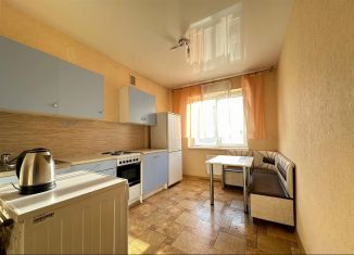 Продам 1-комнатную квартиру, 43 м2, Краснодар, микрорайон Черемушки, улица Селезнёва, 4/5