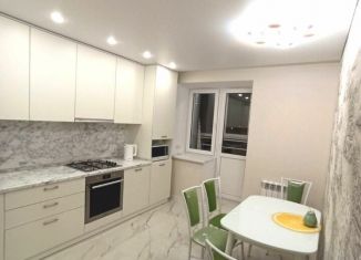 Продаю 1-ком. квартиру, 38.7 м2, Чебоксары, Новогородская улица, 10