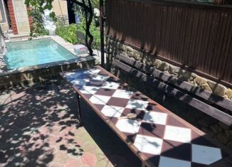 Сдача в аренду дома, 200 м2, Геленджик, Ульяновская улица, 34