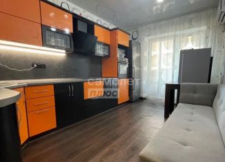 Продаю 2-комнатную квартиру, 64 м2, Краснодар, улица имени Сергея Есенина, 108/7А, Музыкальный микрорайон