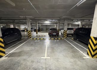 Сдаю в аренду машиноместо, 14 м2, Удмуртия, улица Максима Горького, 155