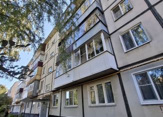 Продажа двухкомнатной квартиры, 43.7 м2, Тамбовская область, улица имени Сергея Лазо, 4