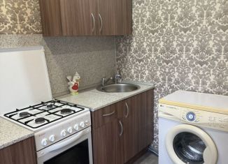 Сдача в аренду однокомнатной квартиры, 28 м2, Татарстан, улица Шамиля Усманова, 129