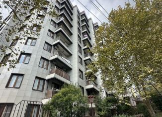 Продается 3-комнатная квартира, 130 м2, Сочи, Вишнёвая улица, 10/8, микрорайон Заречный