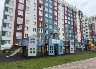 Продам 2-комнатную квартиру, 58.3 м2, Калининград