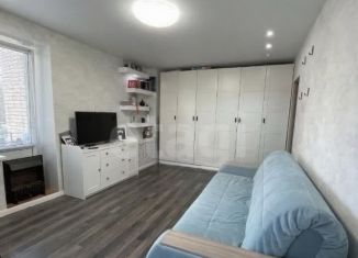 Двухкомнатная квартира на продажу, 46.9 м2, Кириши, проспект Героев, 9