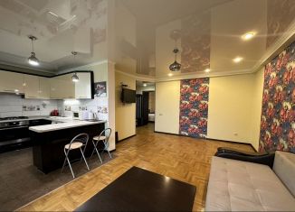 Продам 3-комнатную квартиру, 90 м2, Пятигорск, улица 295-й Стрелковой Дивизии, 14