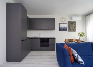 Продам 3-ком. квартиру, 61.1 м2, Ростов-на-Дону, бульвар Платова, 16