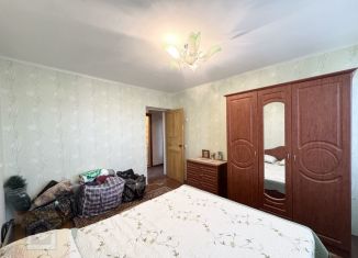 Продаю 2-комнатную квартиру, 60 м2, Крым, улица Ленина, 63А