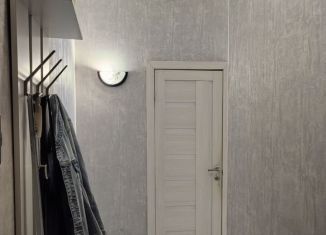 Сдам 2-комнатную квартиру, 41 м2, посёлок Коммунарка, улица Липовый Парк, 5к1