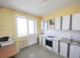 Продается трехкомнатная квартира, 68.4 м2, Салават, Октябрьская улица, 68