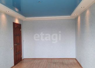 Продается 3-комнатная квартира, 61.1 м2, Златоуст, проспект 30-летия Победы, 10