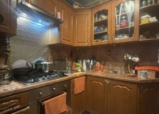 Продаю двухкомнатную квартиру, 42 м2, Волхов, улица Ломоносова, 11