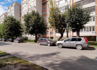 Продаю четырехкомнатную квартиру, 121.1 м2, Йошкар-Ола, улица Волкова, 68