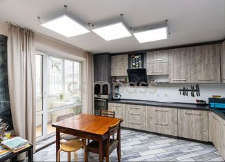 Четырехкомнатная квартира на продажу, 110.4 м2, Тюмень, улица Московский Тракт, 135к2