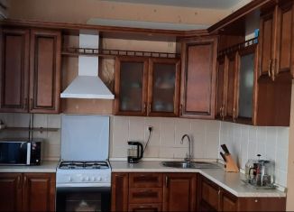 Продаю 3-ком. квартиру, 125 м2, Чебоксары, улица Гузовского, 13А