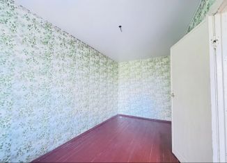 Продается трехкомнатная квартира, 55 м2, Сокол, Советская улица, 96