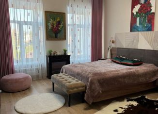 Сдаю двухкомнатную квартиру, 65 м2, Ярославль, улица Нахимсона, 5